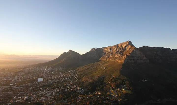 Private: Table Mountain, Cape Point and Penguin Colony