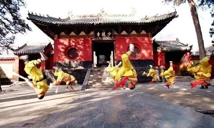 Private 3-Day Tour Featuring Shaolin Temple and other Must-See Spots in Henan