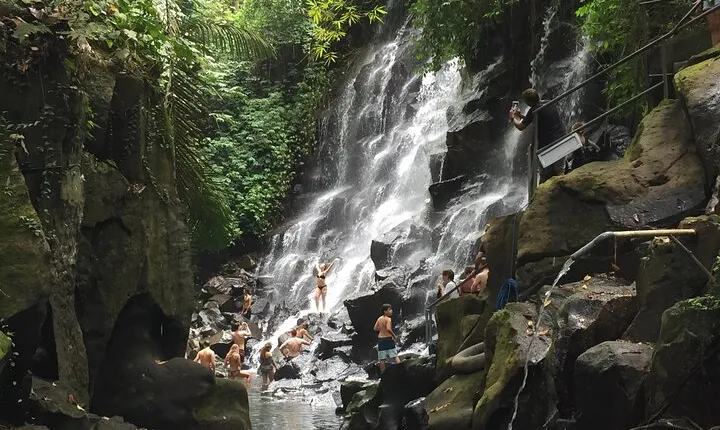 Instagram Falls Private Tour