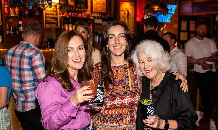 PERTH BAR+STREET ART TOUR: Hidden Secrets, Laneways + Good Times!