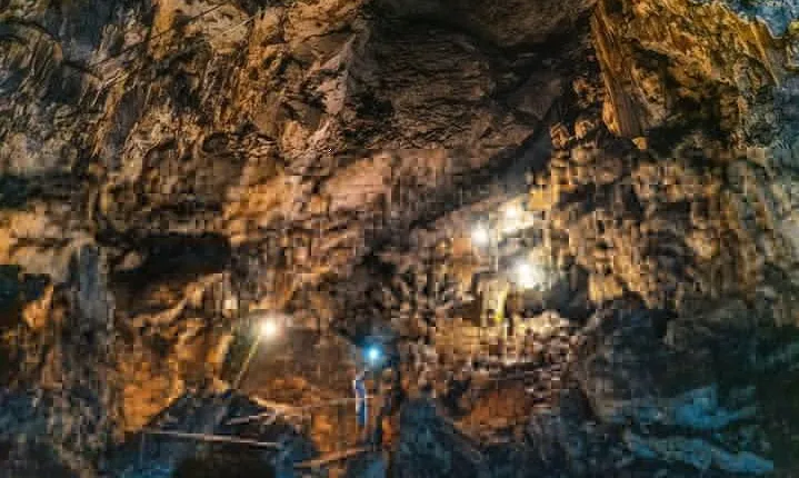 Explore The Lanquin Caves Tour from Coban