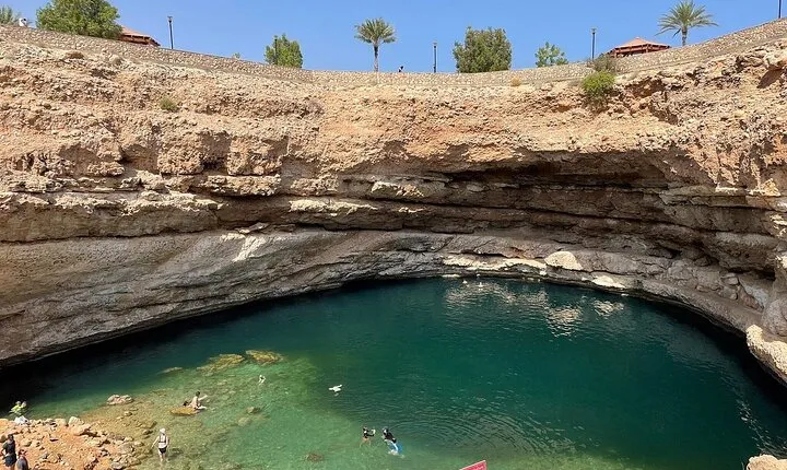 Private Transfer From Muscat To Wadi Shab And Back