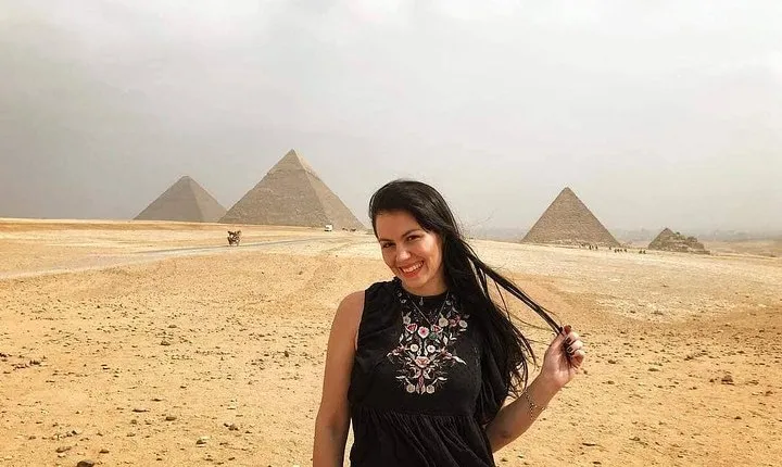 Full day tour to GIZA PYRAMIDS MEMPHIS CITY AND SAKKARA PYRAMID