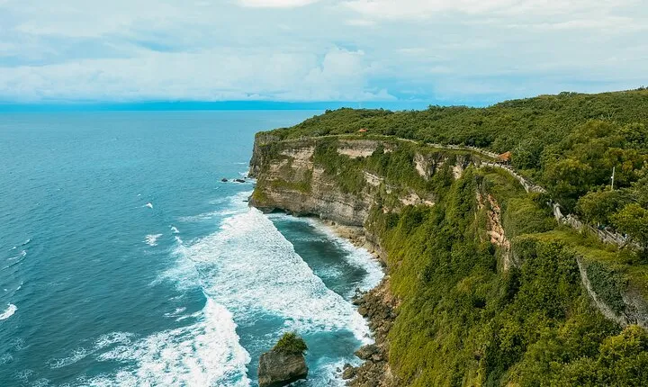 South Bali Beach Tour, Uluwatu Sunset Kecak Fire Dance & Seafood Barbeque Dinner