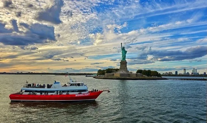 NYC Sunset, Music & Statue of Liberty Sightseeing Cruise