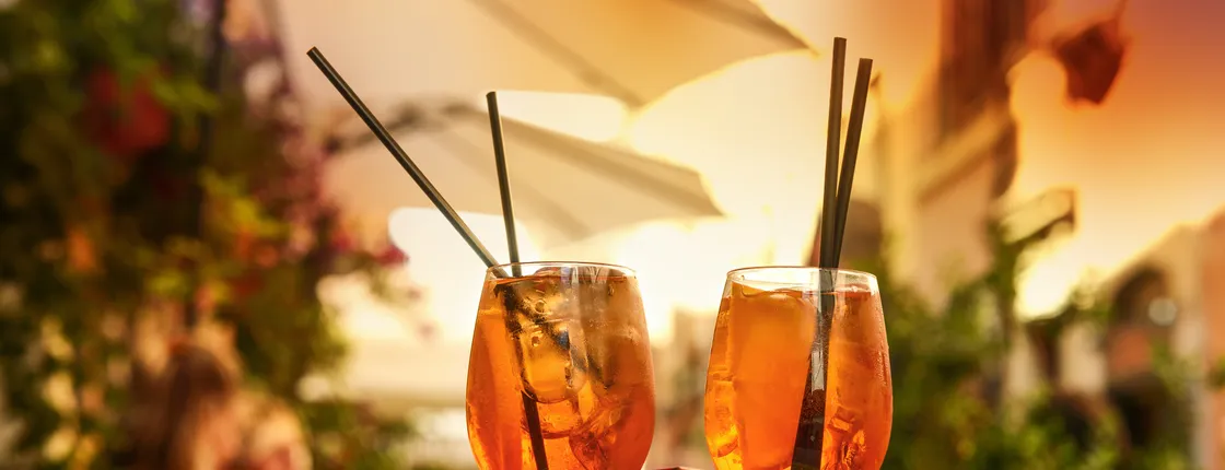 Evening walking tour of Rome with aperitif