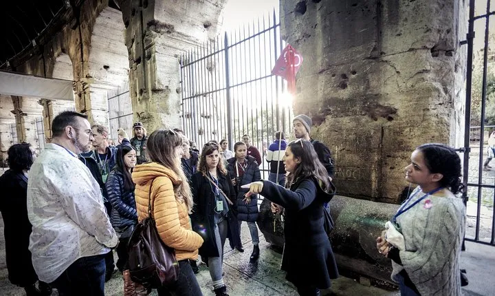 Ancient Rome Guided Tour: Colosseum, Forum and Palatine - Pick up