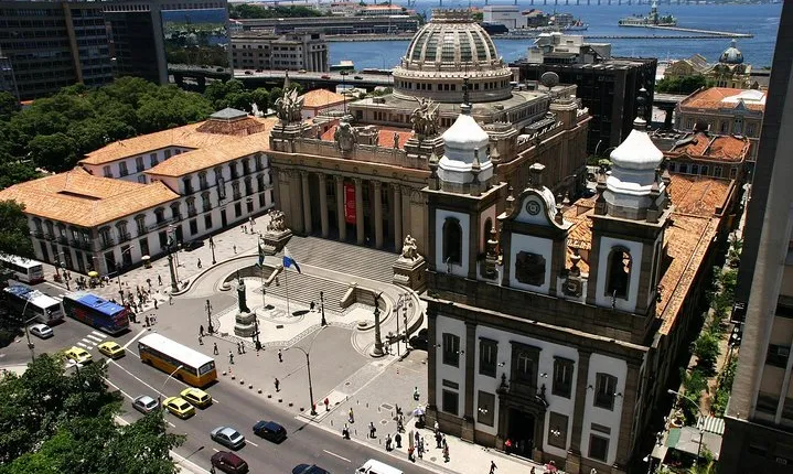Rio's city walking tour: a glimpse of history and olympic legacy
