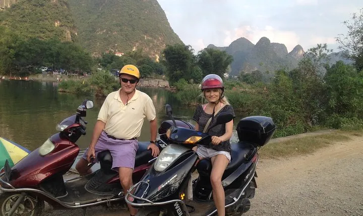 Private Motorcycle Sightseeing Tour of Yangshuo Countryside