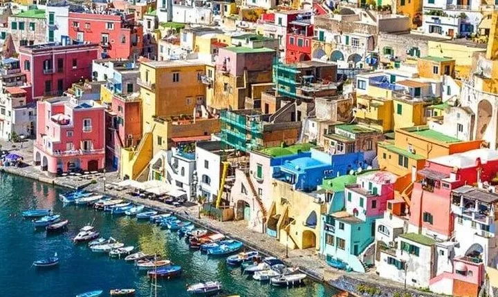 Discover Ischia & Procida
