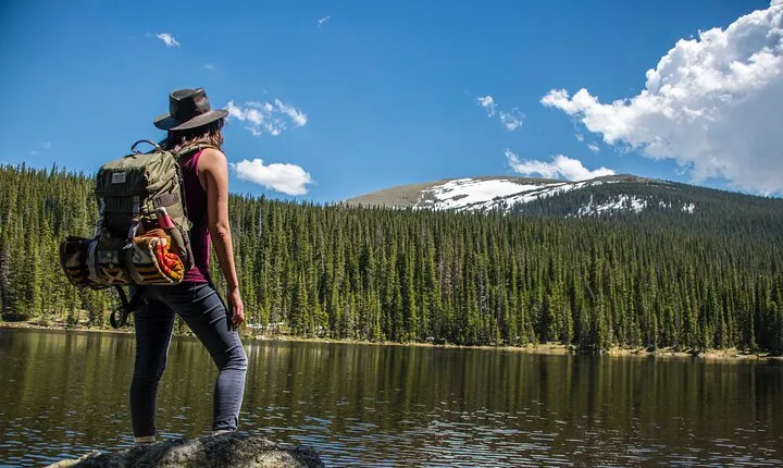 Hiking Adventure in Rocky Mountain National Park-Picnic Included