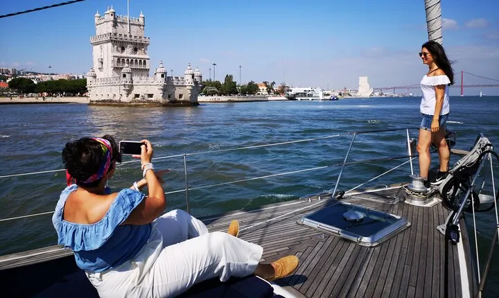 Lisbon Sailing Tour on a Luxury Sailing Yacht with 2 Drinks