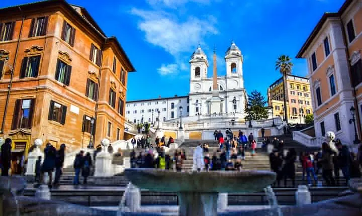 Squares Of Rome Private Walking Tour