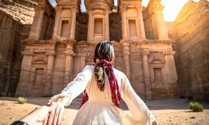 Petra & Wadi Rum 2-Day Journey of Round-Trip Transport from Amman