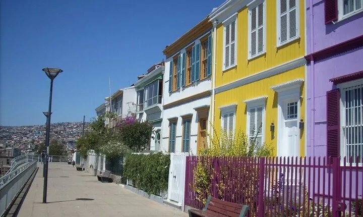 World Heritage Walking Tour in Valparaiso