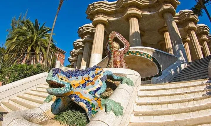 Park Guell Experience in Barcellona with Official Entry Ticket