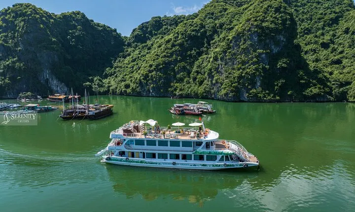 Luxury Lan Ha Bay Cruise Day trip: Kayaking, Biking, swimming