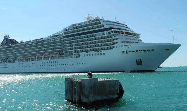 Private Port Arrival Transfer: Wusongkou Cruise Terminal to Shanghai Airport