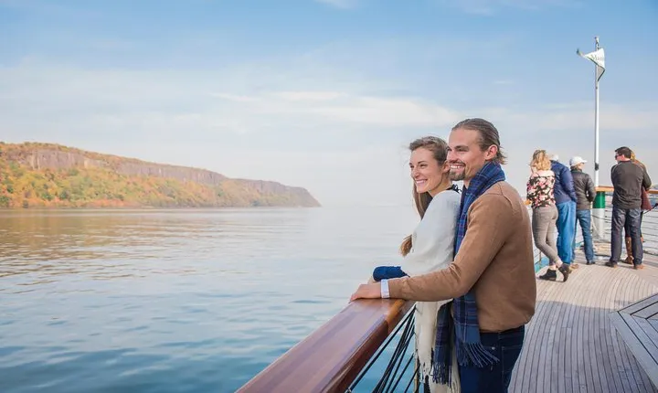 New York City Fall Foliage Brunch Cruise