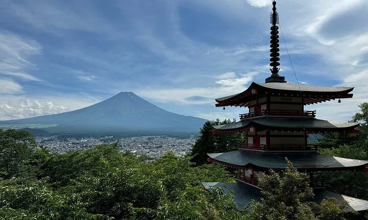 Mount Fuji Private Guided Tour with Transport 