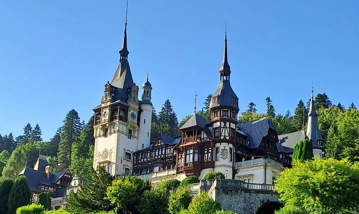 Private Tour Of Peles Castle And Brasov