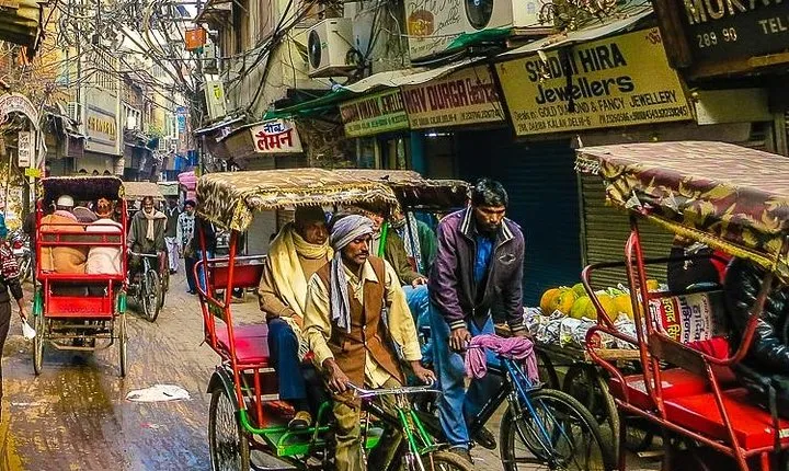 New Delhi and old Delhi guided Tour with Vikas