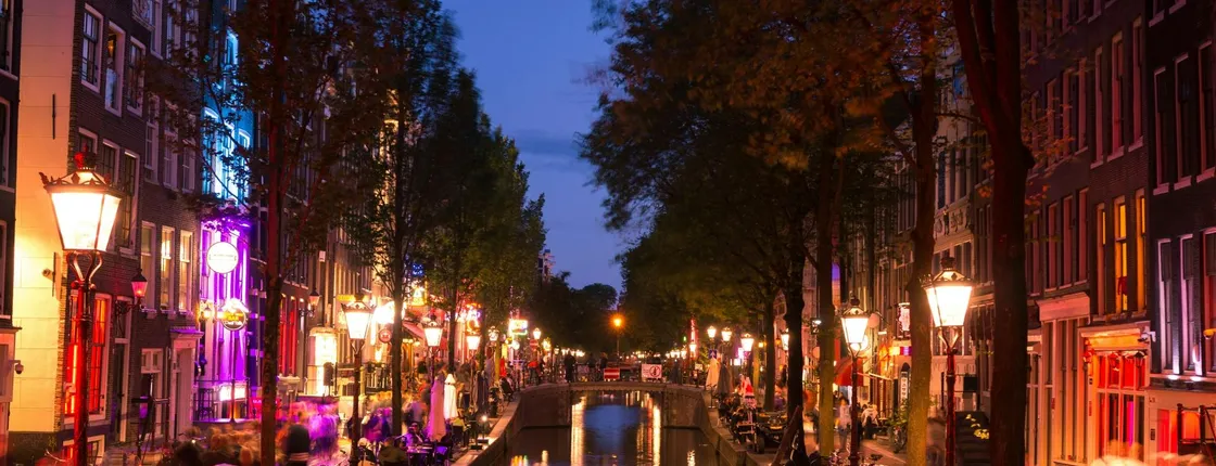 Ultimate Red Light District party pub crawl