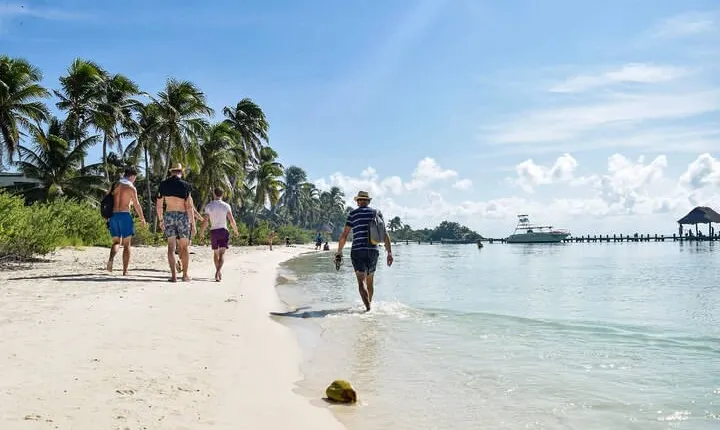 2 Islands Tour - Isla Contoy and Isla Mujeres from Playa del Carmen