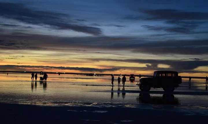 Private Salt Flat Full-Day Tour Including The Cemetery of Trains and Lunch from Uyuni