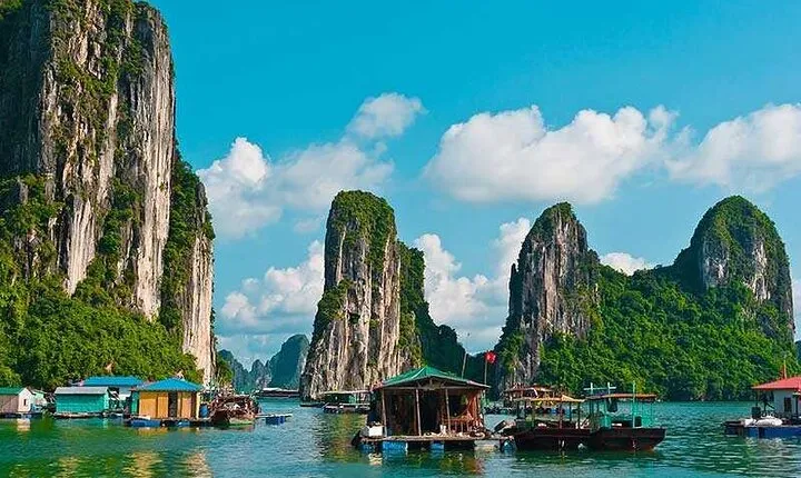 PRIVATE TOUR HALONG BAY ONE DAY with Cave, Kayaking, Bamboo Boat
