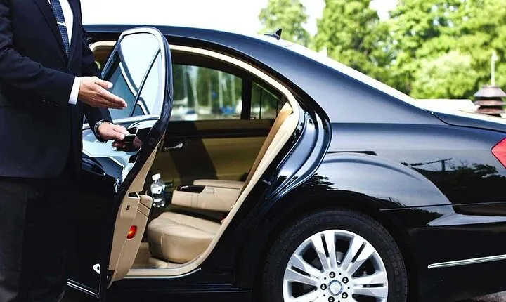 Private Transfers from Aswan Airport to your Hotel or Cruise