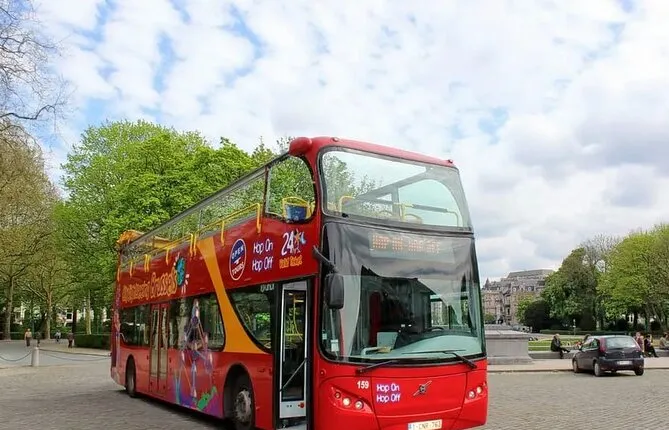 Tootbus Brussels electrical Hop-on Hop-off