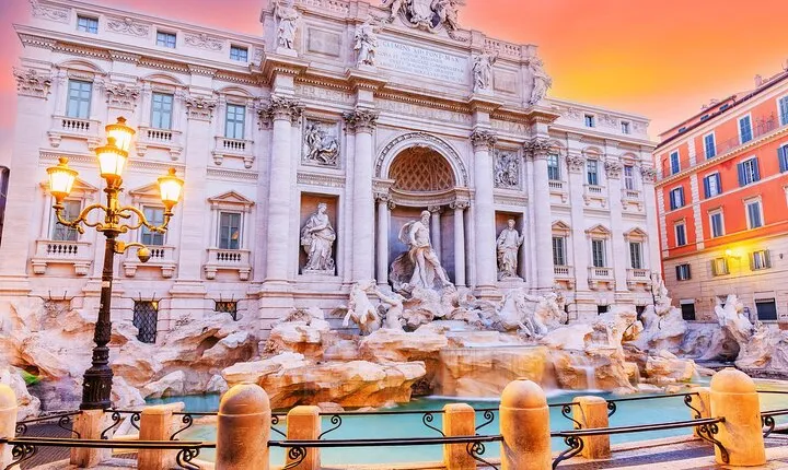 Private Evening Walking Tour in Rome with Local Guide