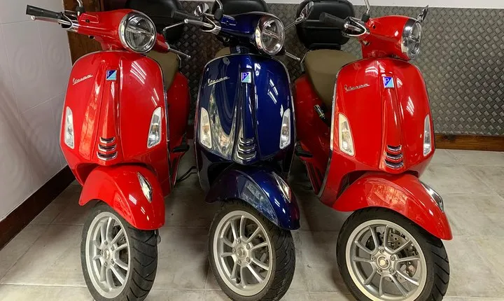 Vespa Spring 50cc rental