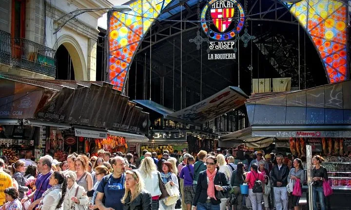 Boqueria and Santa Caterina Markets with Food and Tapas Private Walking Tour