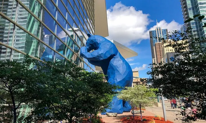 Mid and Lower Downtown Walking Tour in Denver