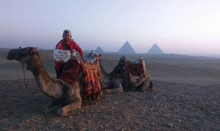 Private Camel ride trip at Giza Pyramids During Sunrise or Sunset