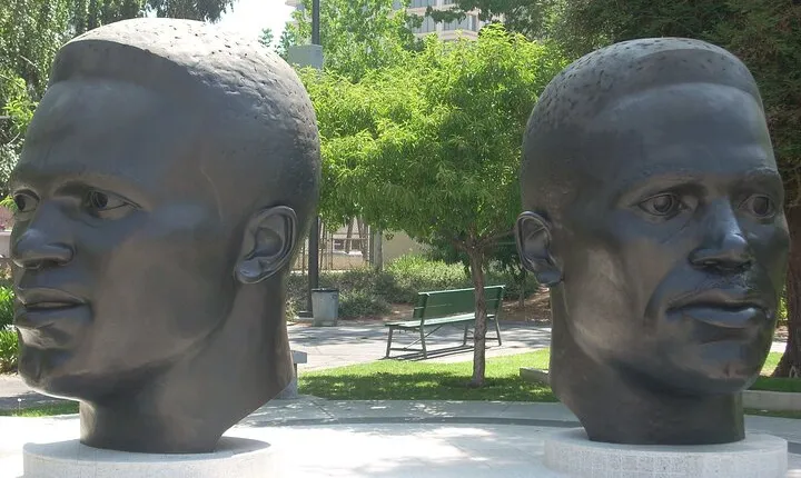 Pasadena Scavenger Hunt and Escape Game