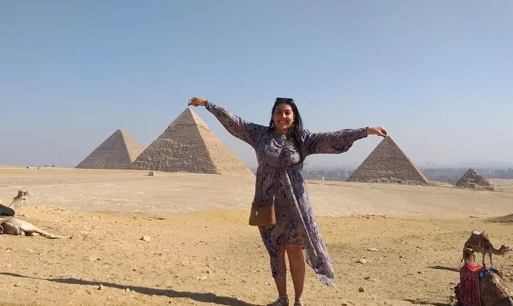 An excellent Tour to Pyramids of Giza, Memphis and Saqqara including camel ride
