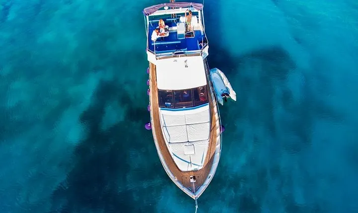 Private Half Day Yacht Cruise from Athens to Fleves Islet