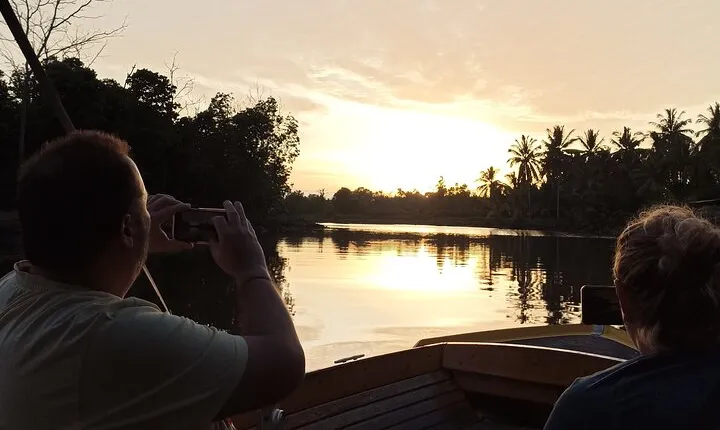 Private Water Village, Proboscis Monkey & Fireflies Tour