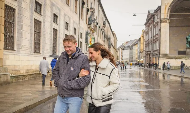 Munich Photoshoot: A Must-Have Holiday Experience!