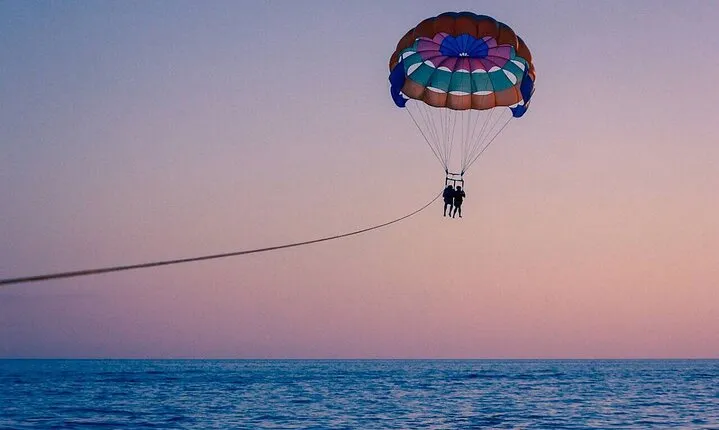 Parasailing off the coast of Hurghada ( Private Transfer )
