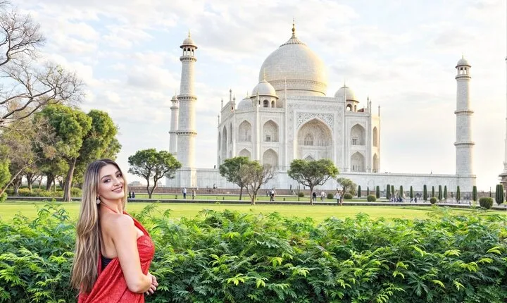 Same Day Taj Mahal, Agra Fort & Baby Taj Tour From Delhi by Car