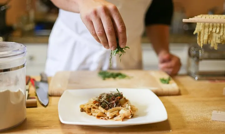 Create Tagliatelle, Gnocchi and Panna Cotta in Florence
