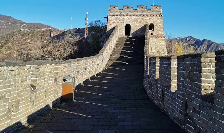 Half-Day Mutianyu Great Wall Tour with the Chairlift up and Toboggan down