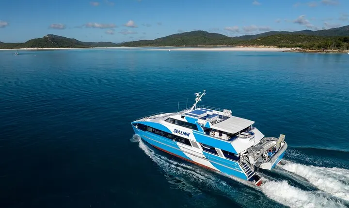 The Big Island Day Tour: Full day tour to Whitehaven Beach