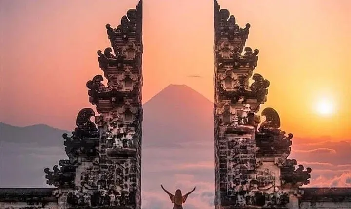 East Bali and Gate of Heaven Temple Private Tour