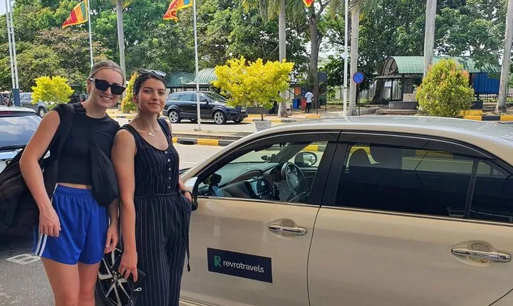 Airport Pickup or Drop in Colombo