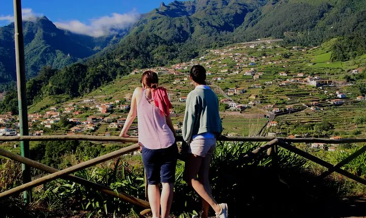 Enchanted Vineyards, Wine 4x4 Tour and Sea Cliff Cabo Girão